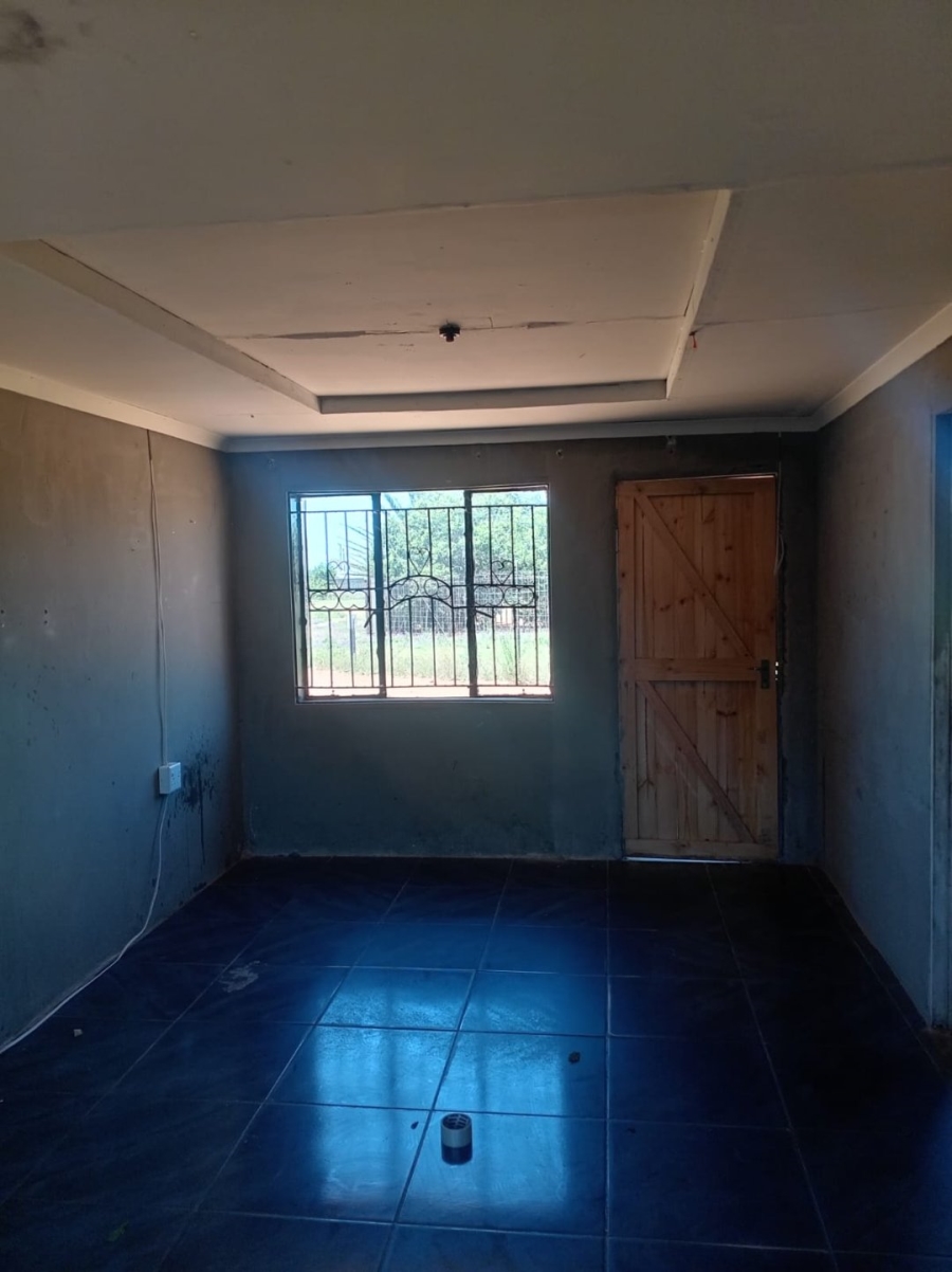 2 Bedroom Property for Sale in J B Mafora Free State